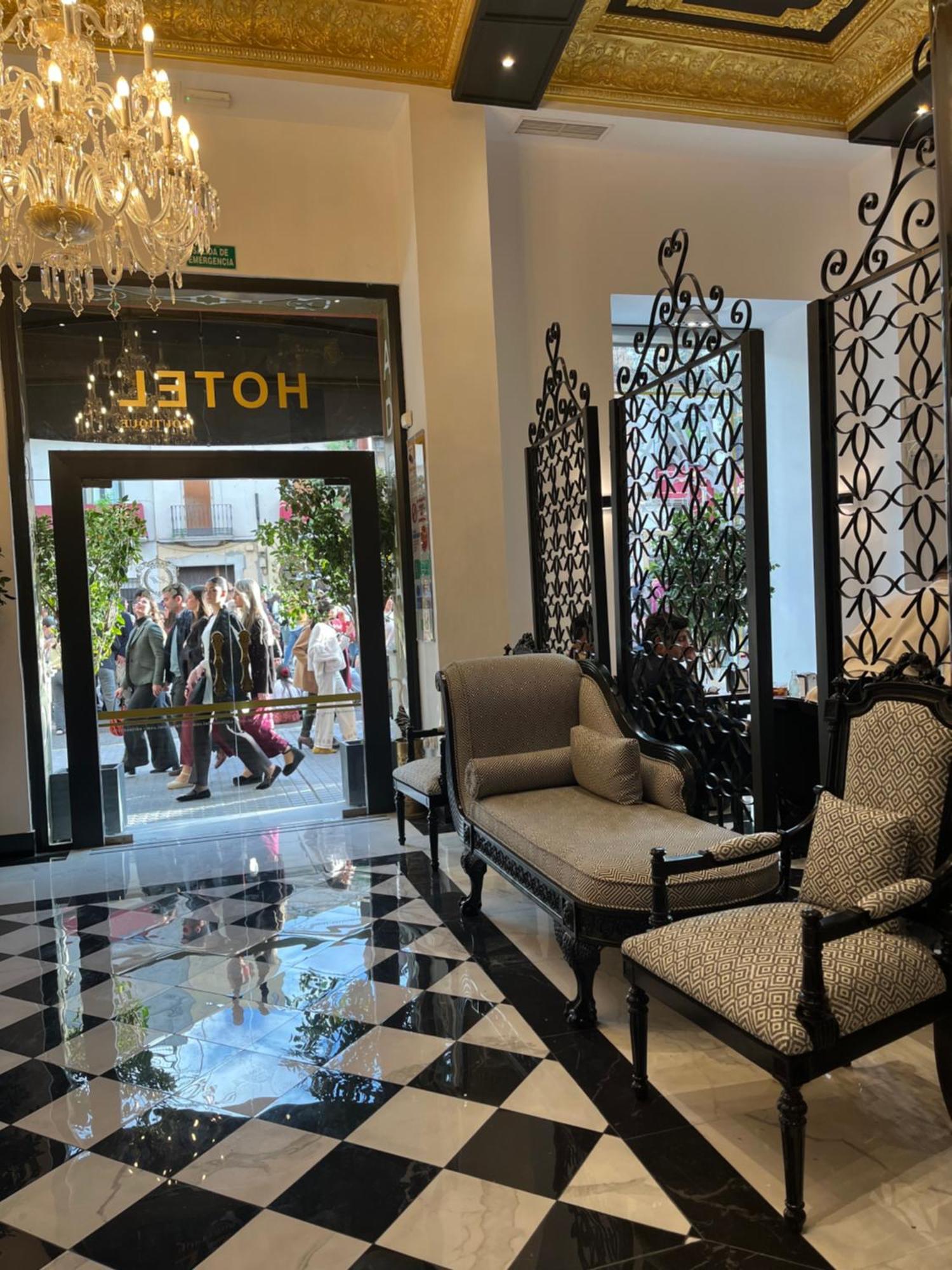 Adriano Boutique Sevilla Luaran gambar